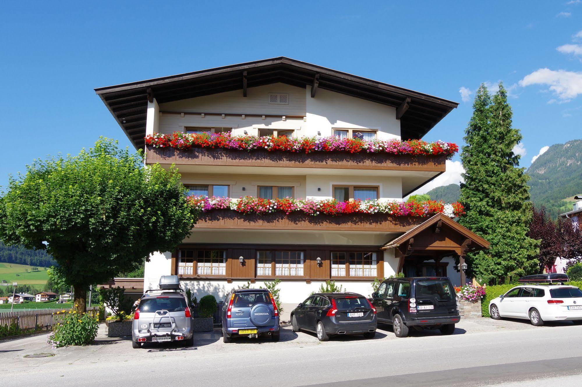 Angerer Alpine Suiten Und Familienappartements Tirol Reith im Alpbachtal Bagian luar foto